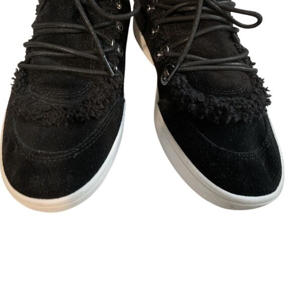 Steve Madden Debora Black Suede & Sherpa Mid Top Sneaker Bootie Size 8 - Picture 8 of 8